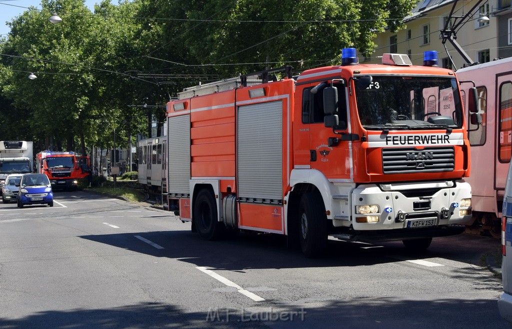 VU Roller KVB Bahn Koeln Luxemburgerstr Neuenhoefer Allee P002.JPG - Miklos Laubert